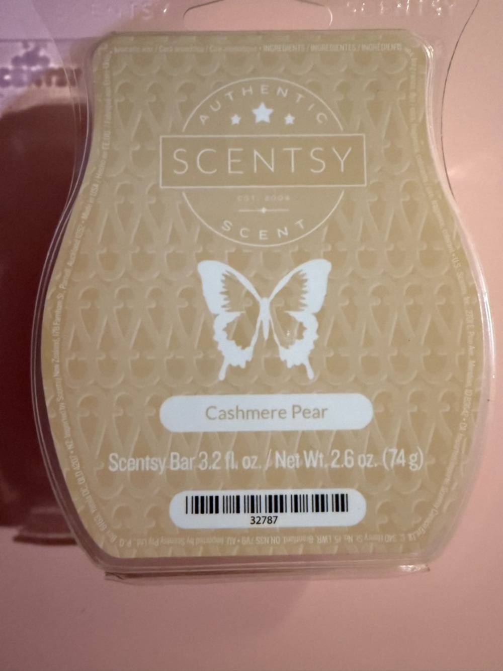 Scentsy Cashmere Pear Wax Bar - Beige and White